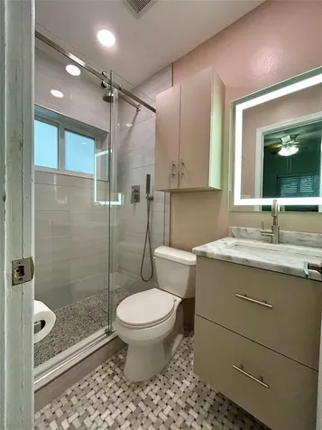 5950 NE 6th Avenue Oakland Park FL 33334