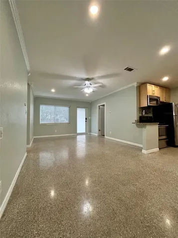 5950 NE 6th Avenue Oakland Park FL 33334