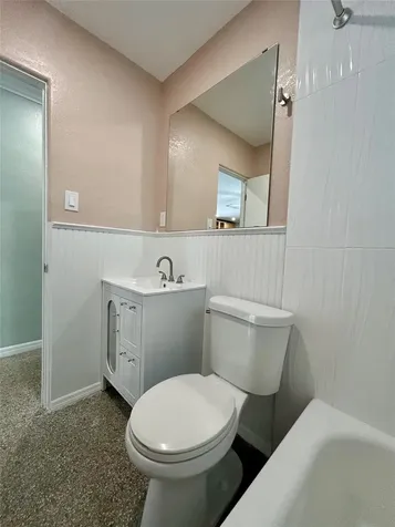 5950 NE 6th Avenue Oakland Park FL 33334