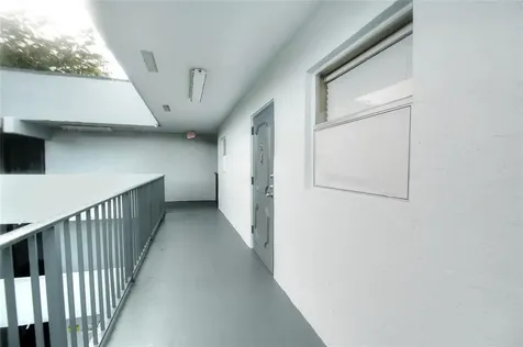 8401 Lagos De Campo Boulevard Tamarac FL 33321
