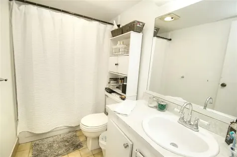 8401 Lagos De Campo Boulevard Tamarac FL 33321