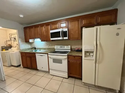 105 SE 15th Street Deerfield Beach FL 33441