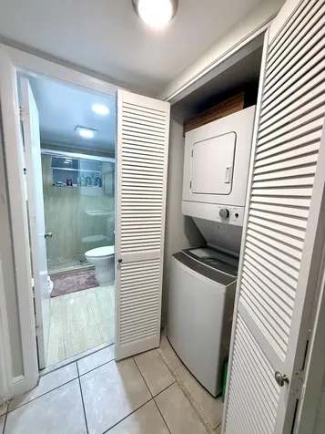 1421 NW 45th Street Deerfield Beach FL 33064