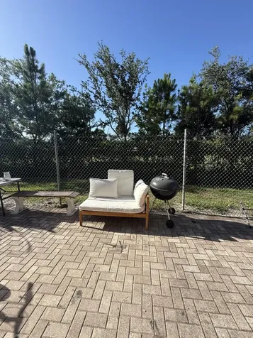 1421 NW 45th Street Deerfield Beach FL 33064