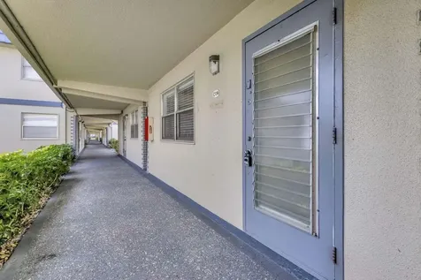 114 Brittany C Delray Beach FL 33446