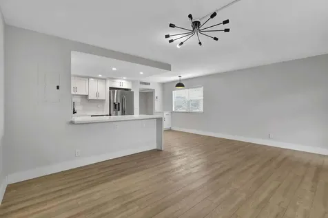 114 Brittany C Delray Beach FL 33446