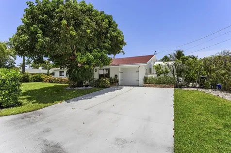 8416 Pine Tree Lane Lake Clarke Shores FL 33406