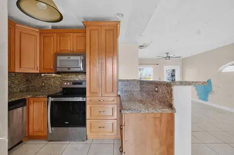 14621 Lincoln Boulevard Miami FL 33176