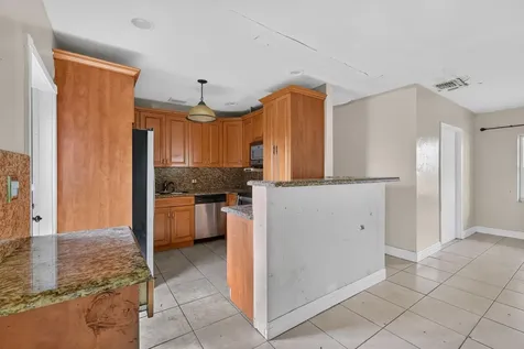 14621 Lincoln Boulevard Miami FL 33176
