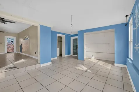 14621 Lincoln Boulevard Miami FL 33176