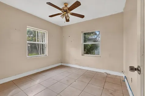 14621 Lincoln Boulevard Miami FL 33176