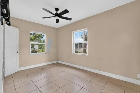 14621 Lincoln Boulevard Miami FL 33176