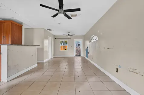 14621 Lincoln Boulevard Miami FL 33176