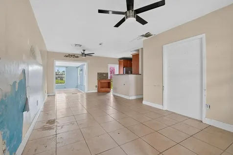 14621 Lincoln Boulevard Miami FL 33176