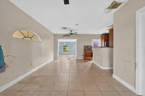 14621 Lincoln Boulevard Miami FL 33176