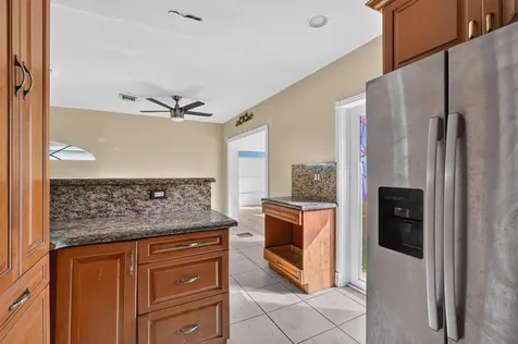 14621 Lincoln Boulevard Miami FL 33176