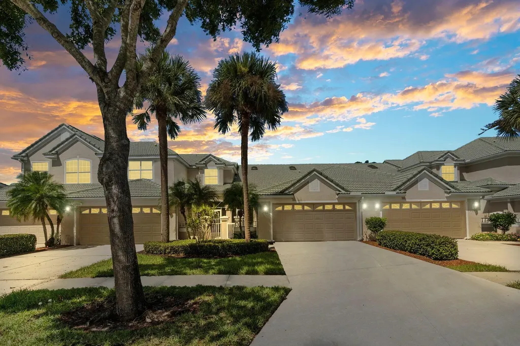 1594 SW Harbour Isle Circle Port St Lucie FL 34986