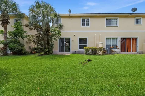 3209 NW 33rd Street Oakland Park FL 33309