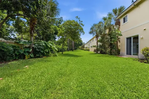 3209 NW 33rd Street Oakland Park FL 33309