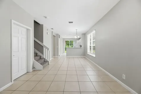 3209 NW 33rd Street Oakland Park FL 33309
