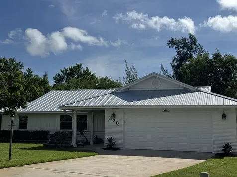 320 W Forest Trail Vero Beach FL 32962