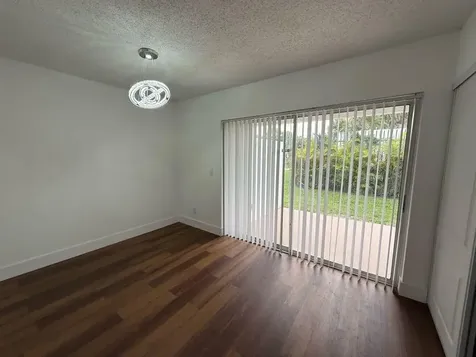5140 Elmhurst Road West Palm Beach FL 33417