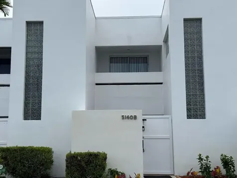 5140 Elmhurst Road West Palm Beach FL 33417