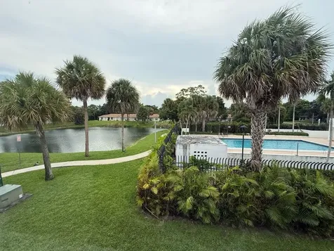 5140 Elmhurst Road West Palm Beach FL 33417