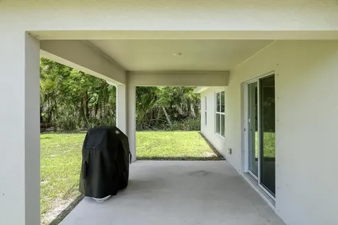 270 Buzby Street SE Palm Bay FL 32909
