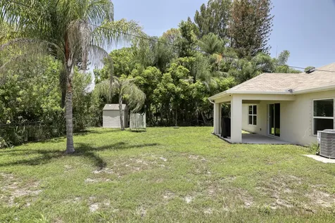 270 Buzby Street SE Palm Bay FL 32909