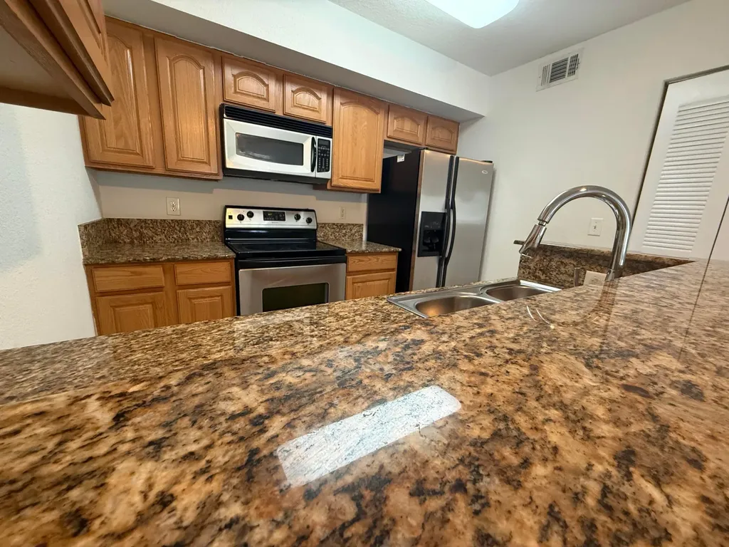 231 SW Palm Drive Port St Lucie FL 34986