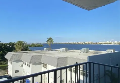 301 Croton Avenue Lantana FL 33462