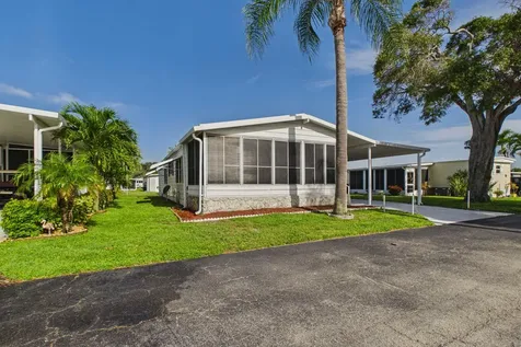 33009 Azua Bay Boynton Beach FL 33436