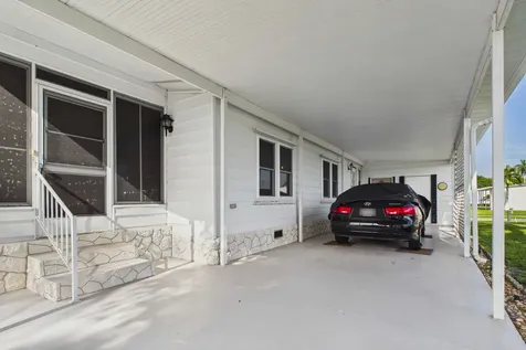 33009 Azua Bay Boynton Beach FL 33436