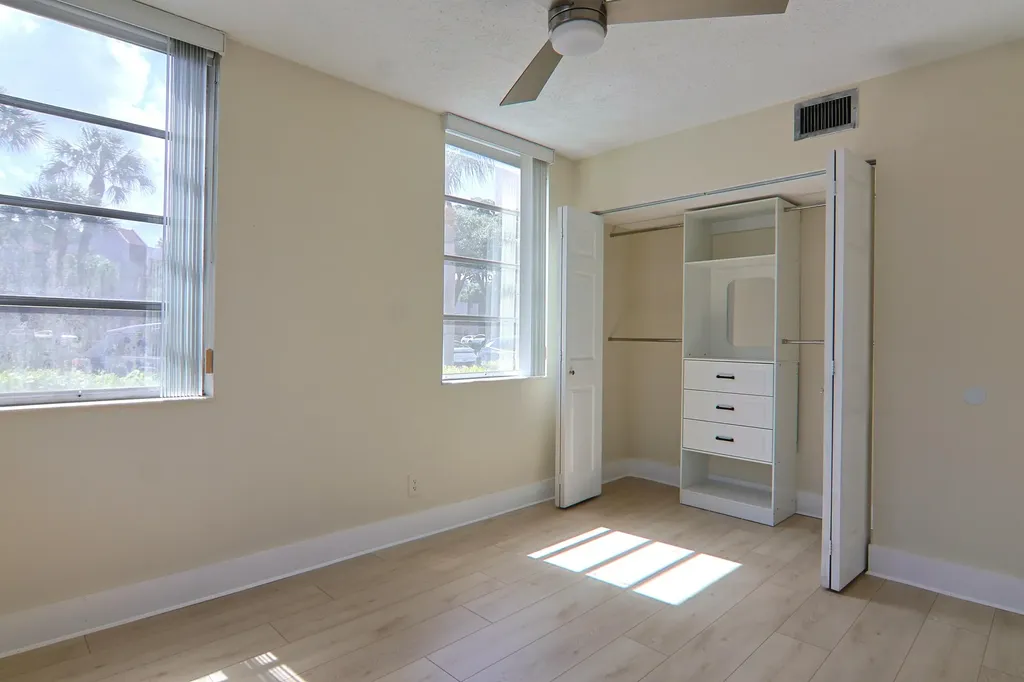 1900 Sabal Palm Drive Davie FL 33324
