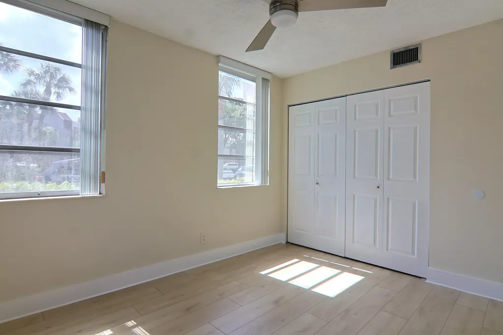 1900 Sabal Palm Drive Davie FL 33324