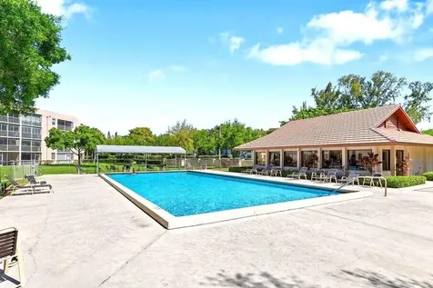 1900 Sabal Palm Drive Davie FL 33324