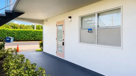 433 Saxony J Way Delray Beach FL 33446