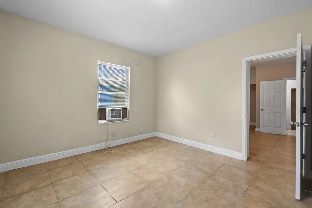 3721 Henry Avenue West Palm Beach FL 33405
