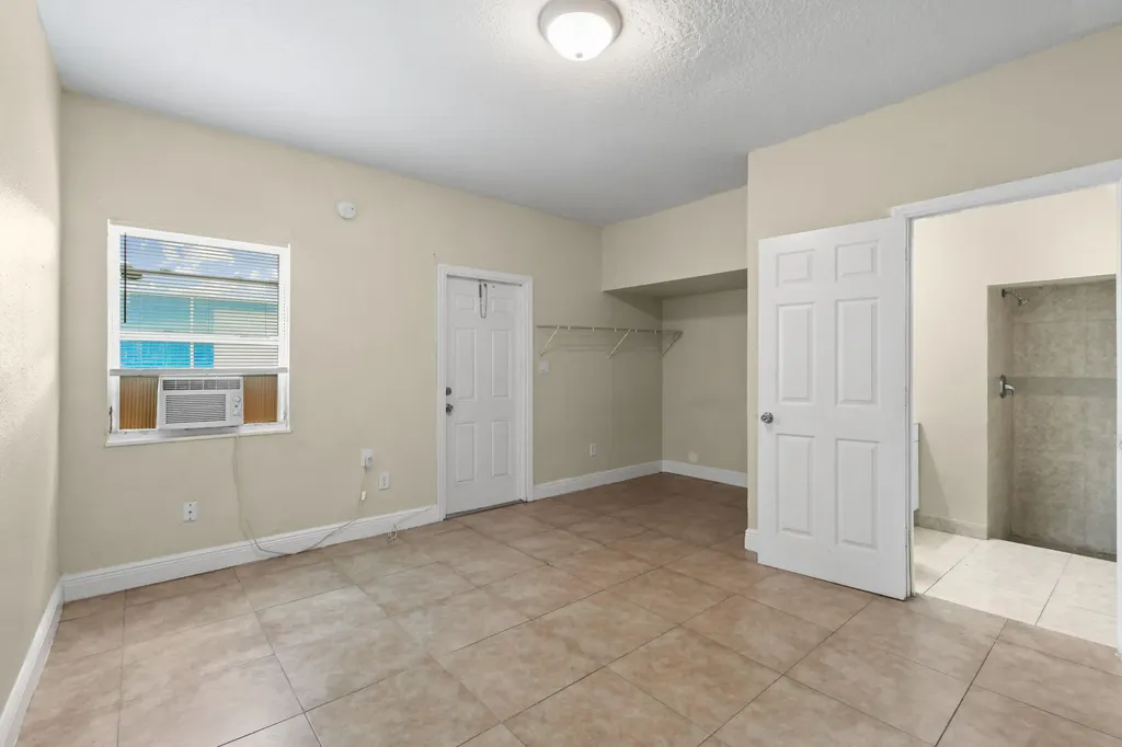 3721 Henry Avenue West Palm Beach FL 33405