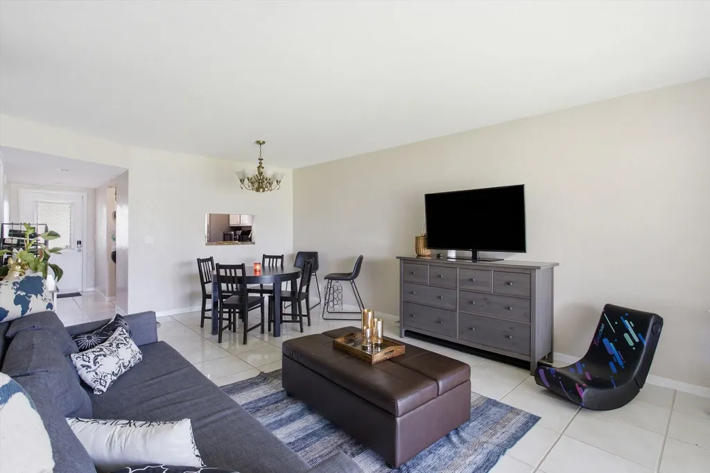 2800 Fiore Way Delray Beach FL 33445