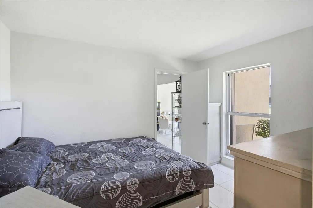 2800 Fiore Way Delray Beach FL 33445