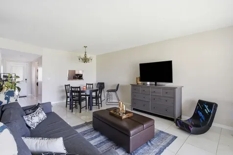 2800 Fiore Way Delray Beach FL 33445