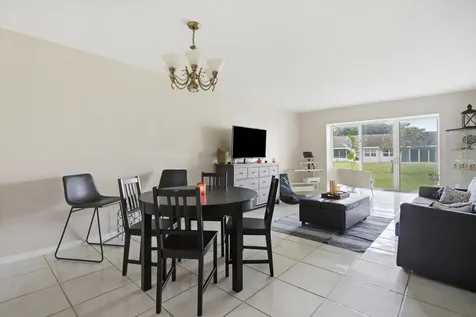 2800 Fiore Way Delray Beach FL 33445