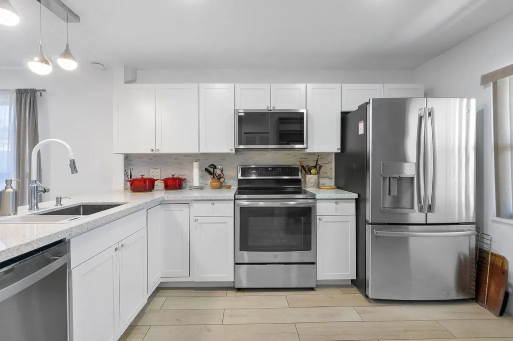 8436 Cypress Lane Boca Raton FL 33433