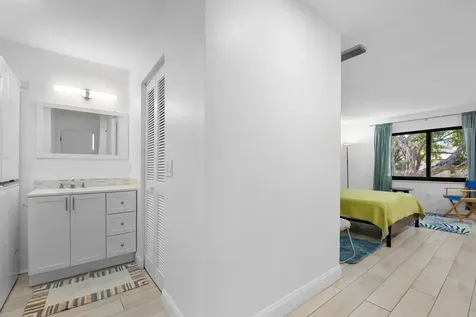 8436 Cypress Lane Boca Raton FL 33433