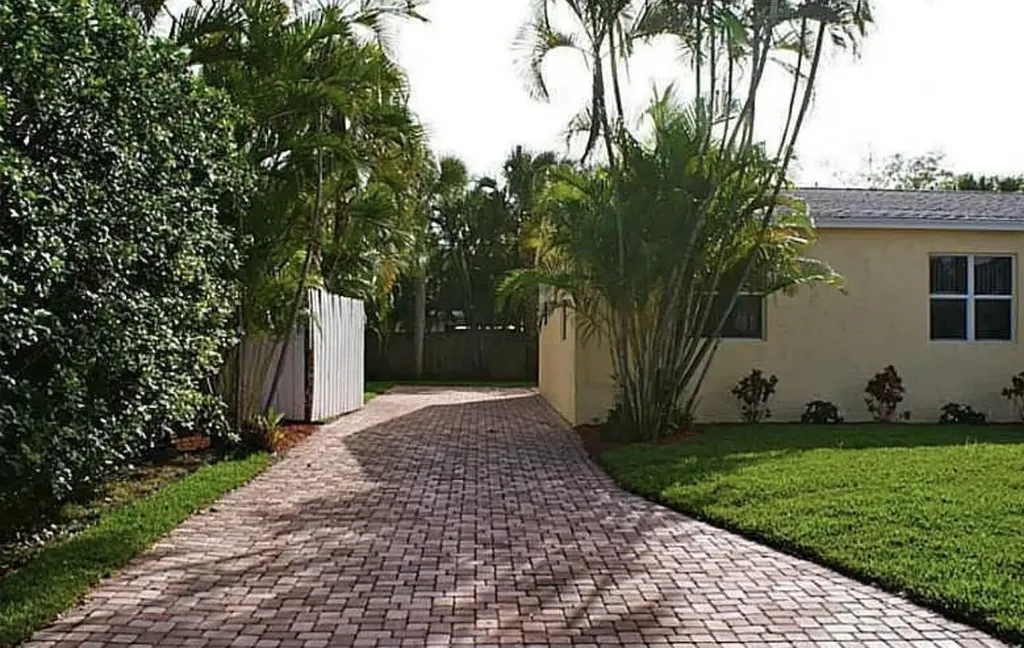324 Bunker Ranch Road West Palm Beach FL 33405