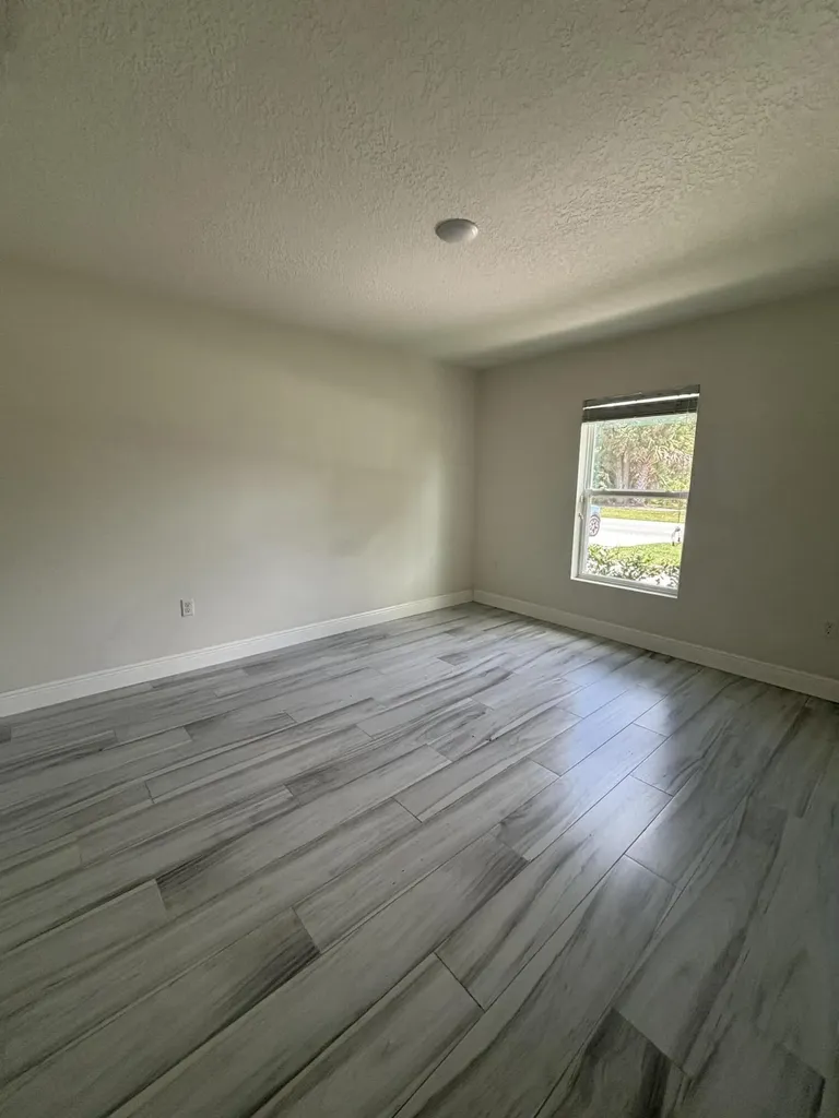 2231 SE Mariposa Avenue Port St Lucie FL 34952