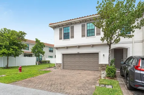 1011 Willow Place Riviera Beach FL 33410