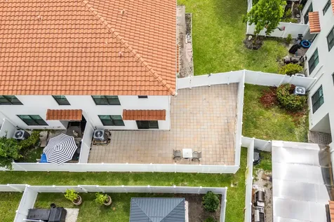 1011 Willow Place Riviera Beach FL 33410